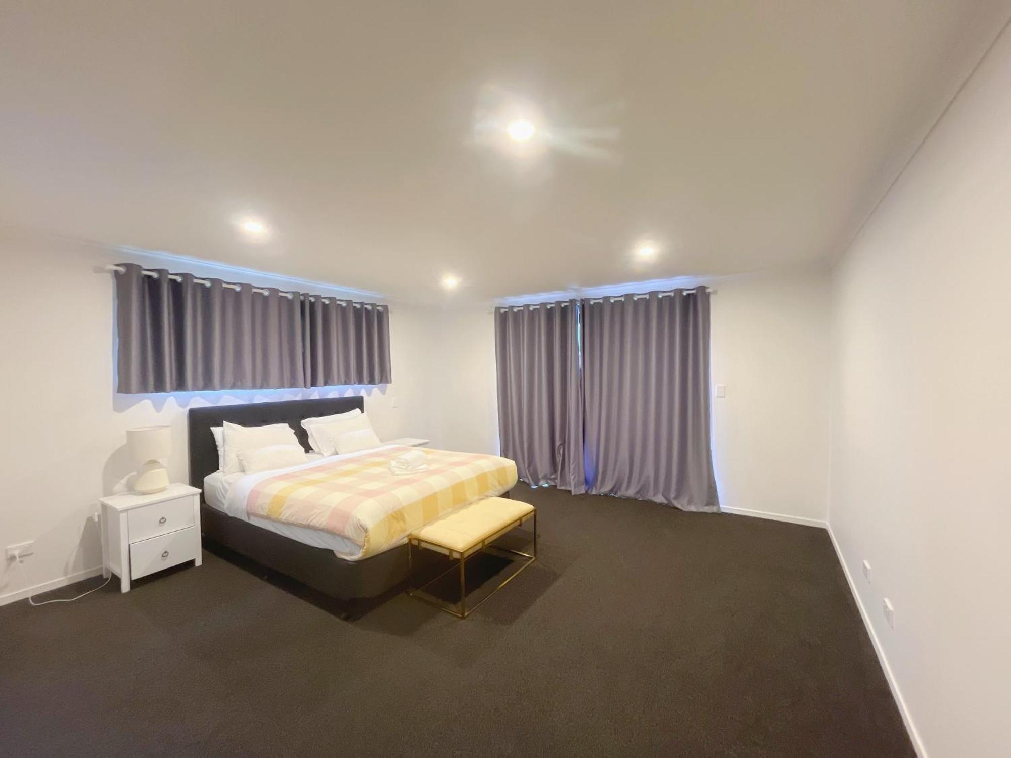 Rotorua Sunshine Brand New 4 Bedroom House エクステリア 写真